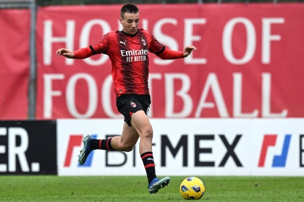 Huấn luyện viên Khai sáng: Inter Milan thực sự quan tâm đến Kamada, nhưng người đã tin tưởng anh ta lúc đầu là Milan
