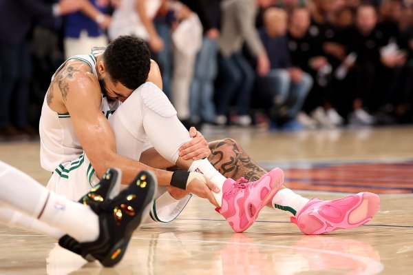 Thỏ còn sót lại đang hồi phục sau chấn thương! Celtics phá hủy đội để cắt giảm chi tiêu. Brown + White + Simmons ở phía đông là gì?