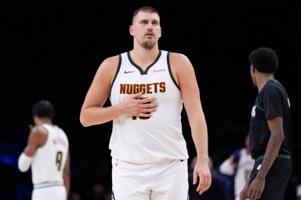 Jokic: Tôi không thích mọi người dùng từ “dễ dàng” để mô tả trò chơi của tôi. Tôi làm việc rất chăm chỉ.
