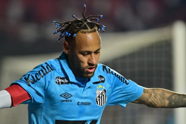 Romano: Neymar sẵn sàng trở lại sau vài tuần vắng mặt vì chấn thương, hướng tới tham dự World Cup năm sau