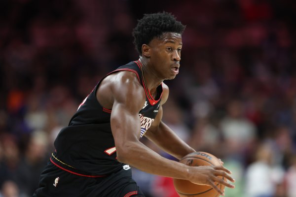 Drummond: Edgecombe trông có vẻ mệt mỏi. Anh ấy cần phải tựa mông vào giường và nghỉ ngơi một chút.